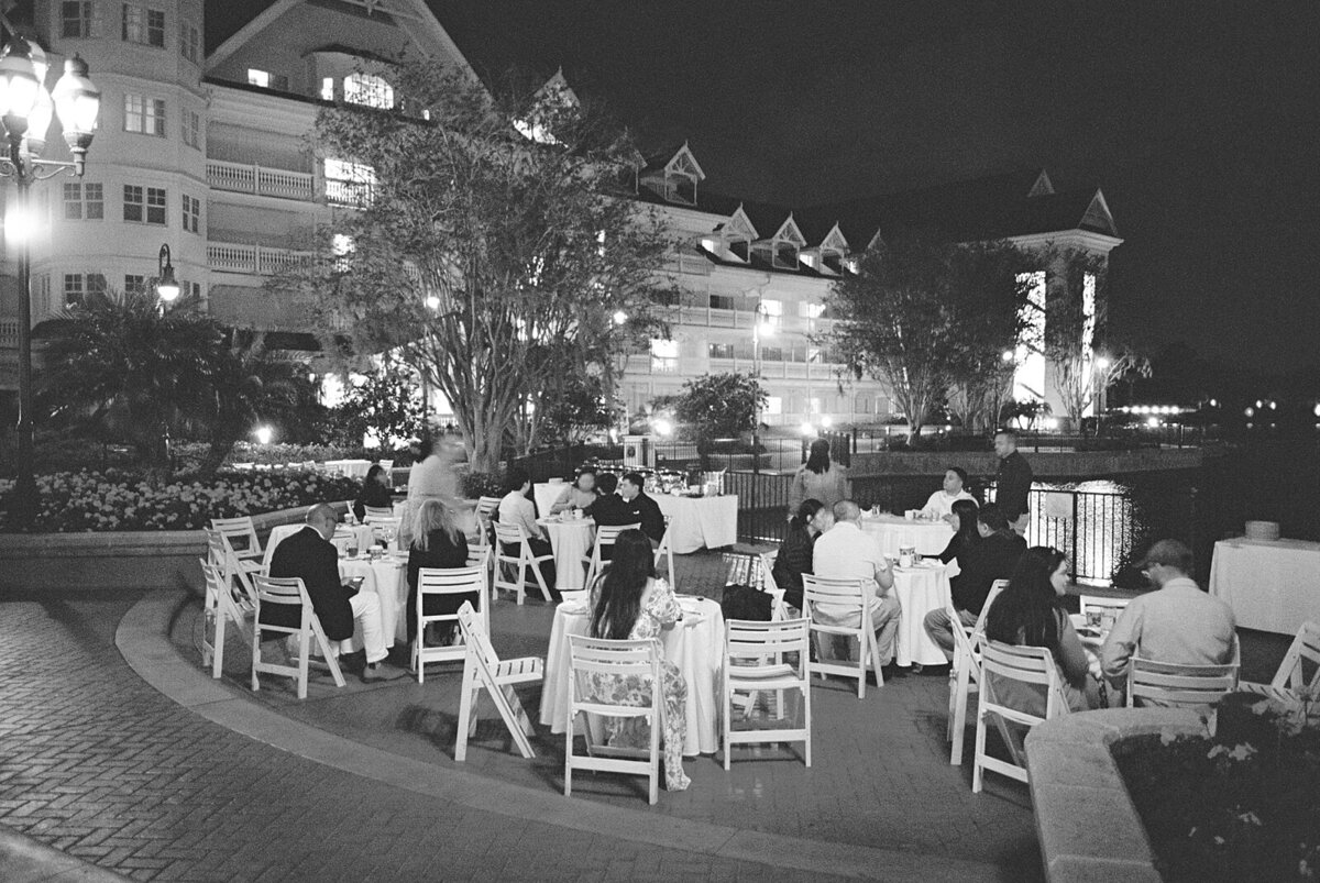 Guisuraga-FILM-Disney.Epcot.Italy.Wedding-Casie Marie Photography-8