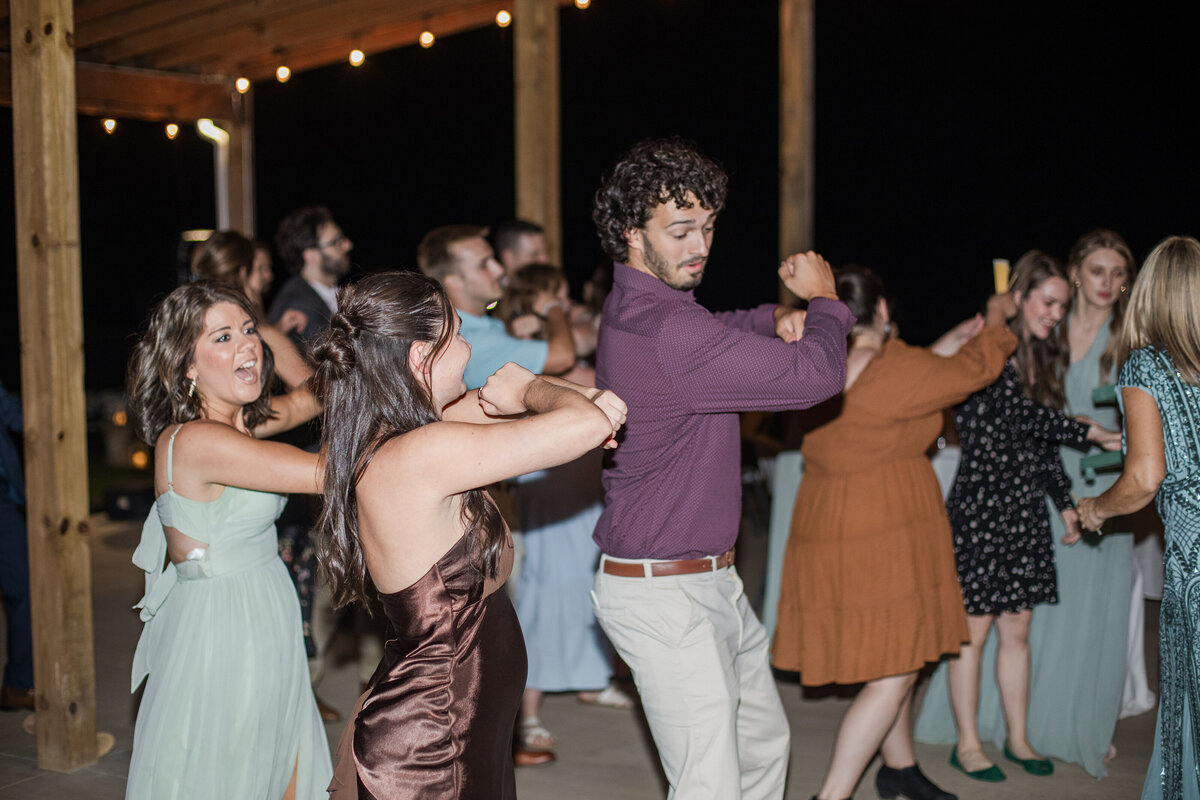 chilcott_wedding_dancing-47