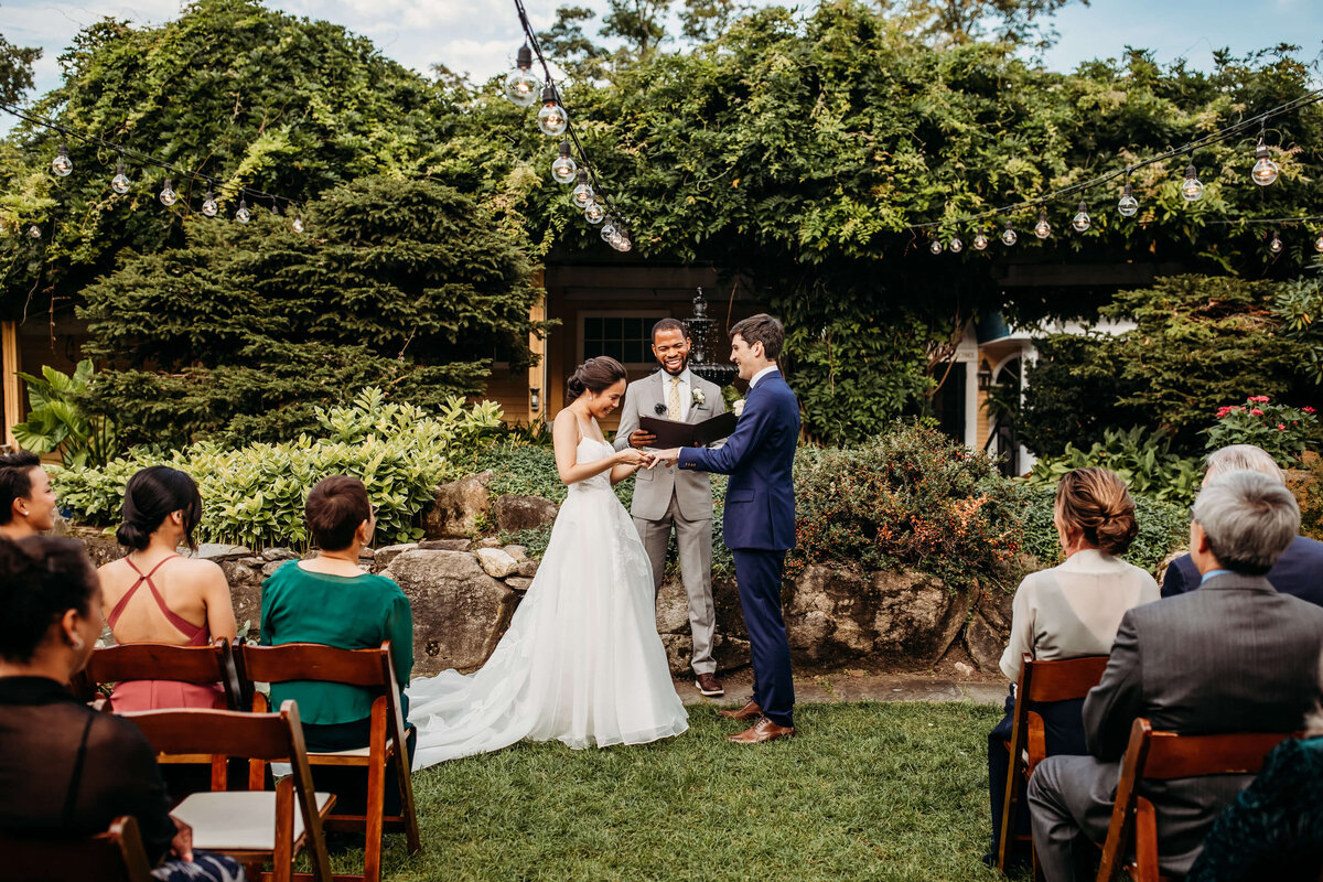 New_Hampshire_Wedding_Photographer_Bedford_Village_Inn-64
