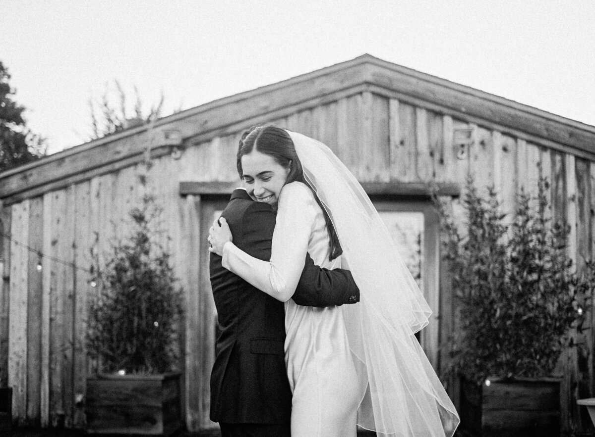 meg-smith-wedding-photographer-inverness-lodge-intimate-wedding-031