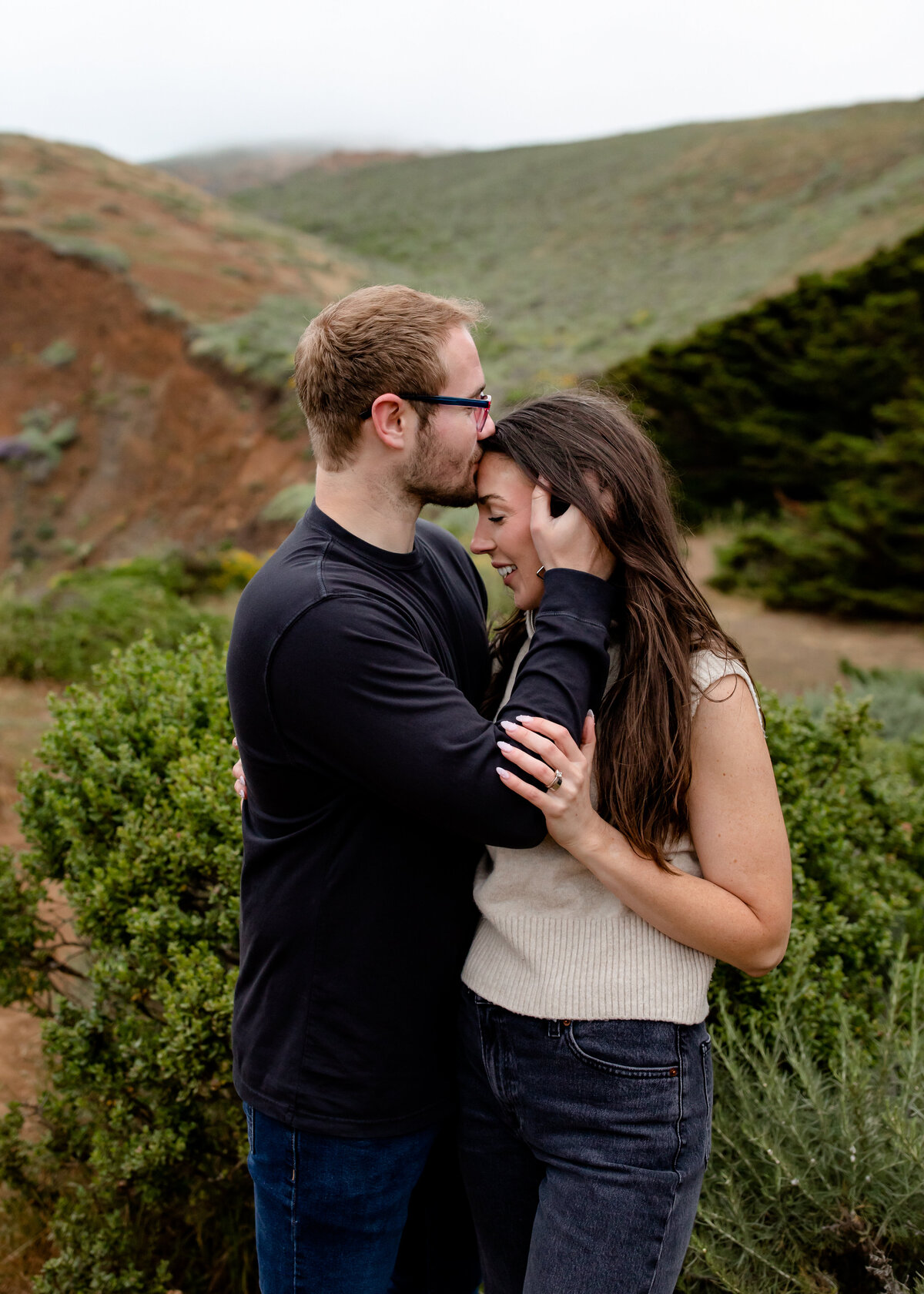 05312023_Makenzie+Gavin_RodeoBeachCA_AnjaJensenPhotography-49