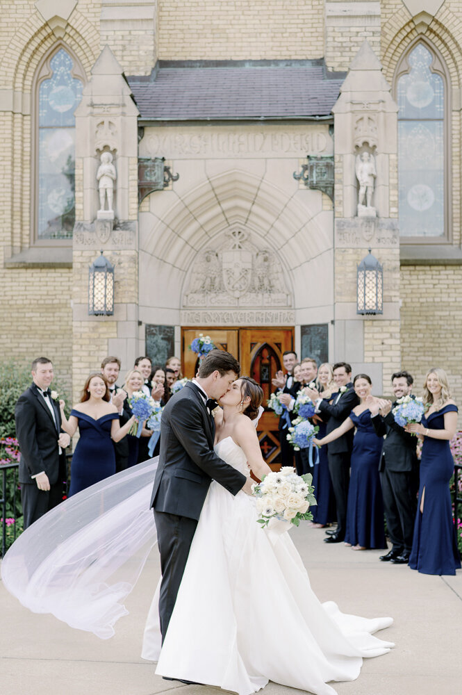 Notre-Dame-Smith-Ballroom-Summer-Wedding31