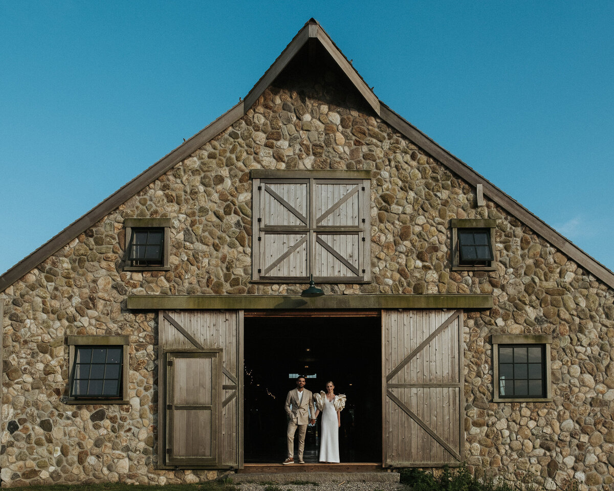 Kate-Murtaugh-Events-New-England-wedding-planner-rustic-barn