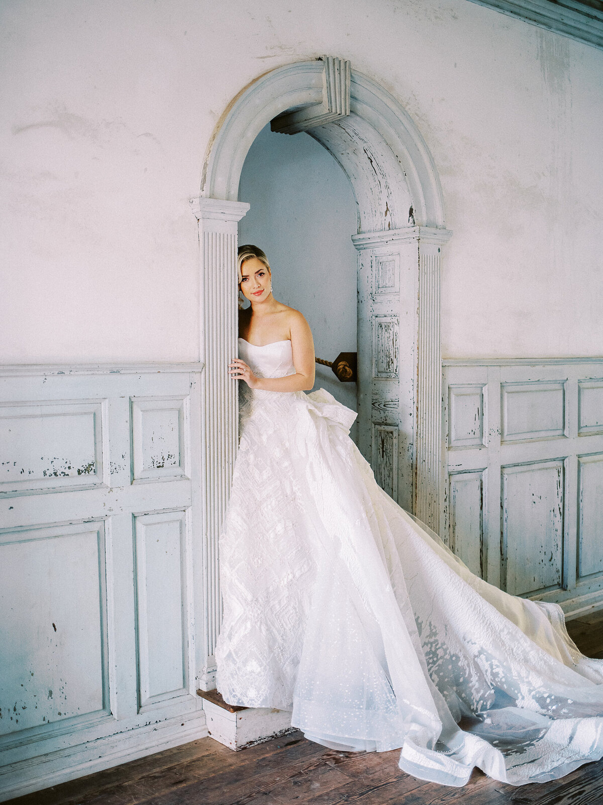 Jenny-Haas-Photography-Luxury-DC-Planner-Prof-Jimmy-Choo-Wedding-Gown-Luxe-11