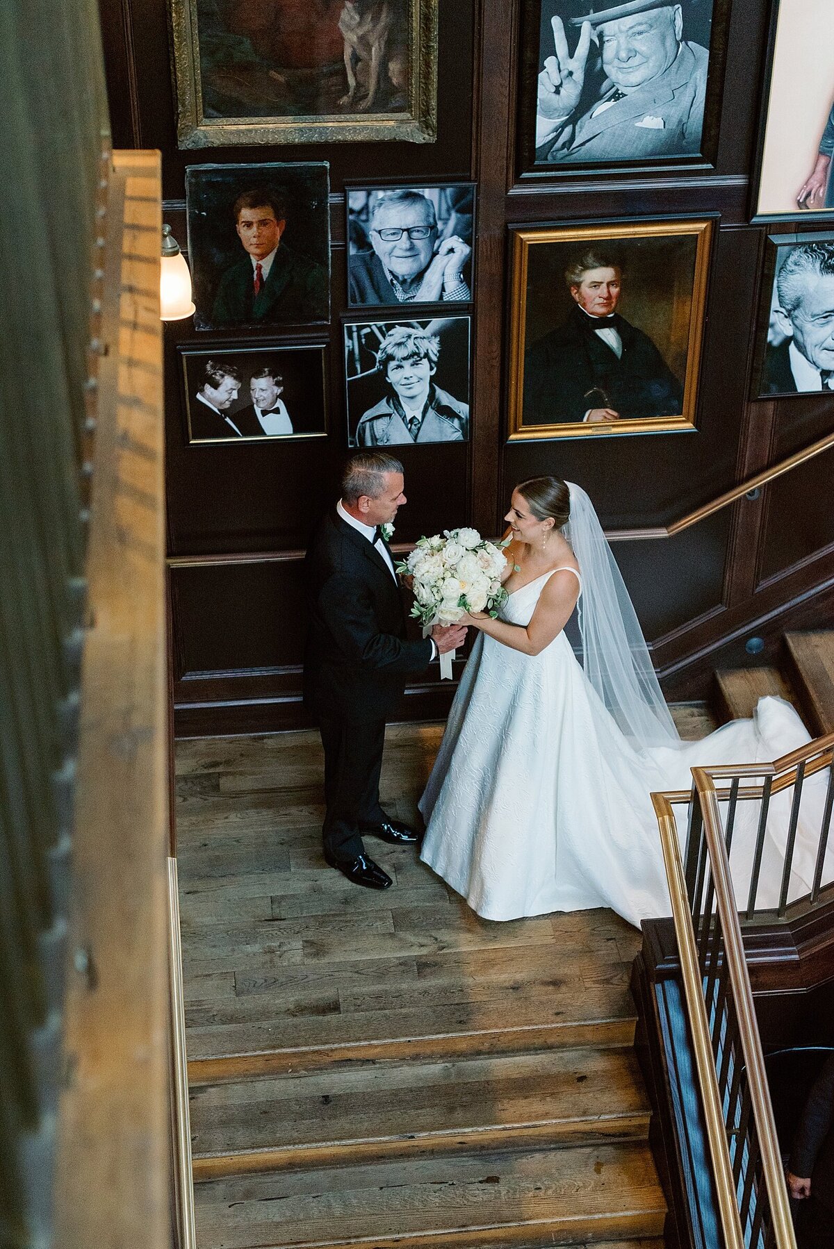 Oxford-Exchange-Tampa-Florida-Wedding_0040