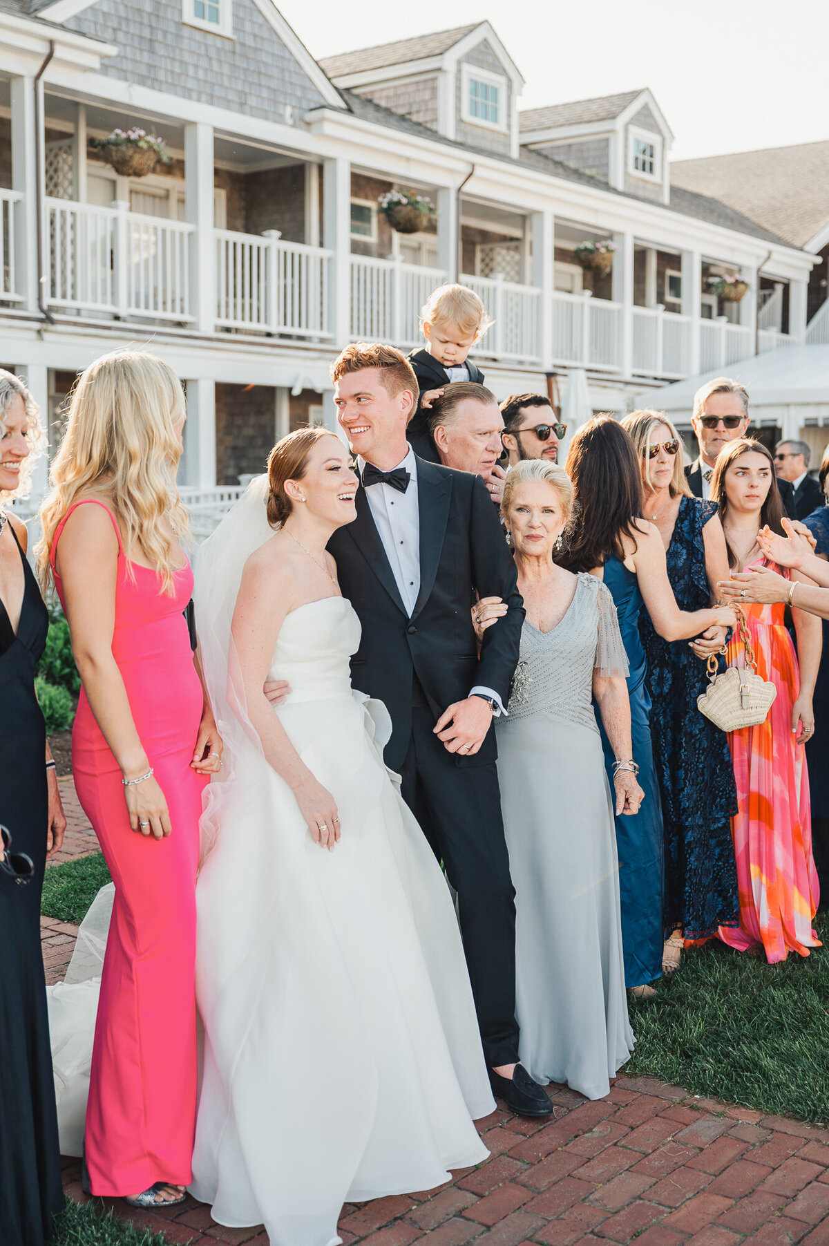 June-White-Elephant-Wedding-Zofia-040
