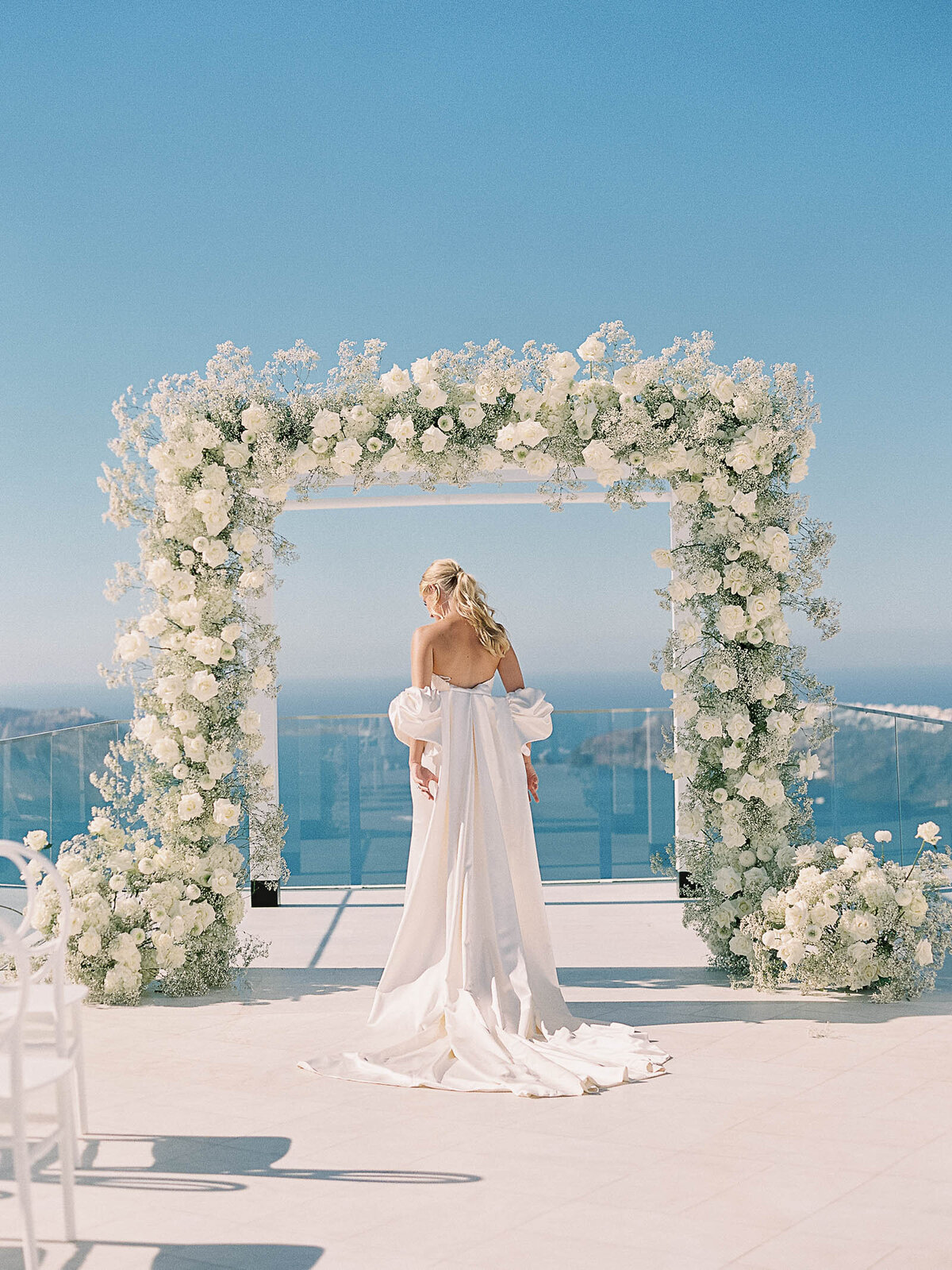 destination-wedding-photographer-Santorini-Lucy-Munoz-183