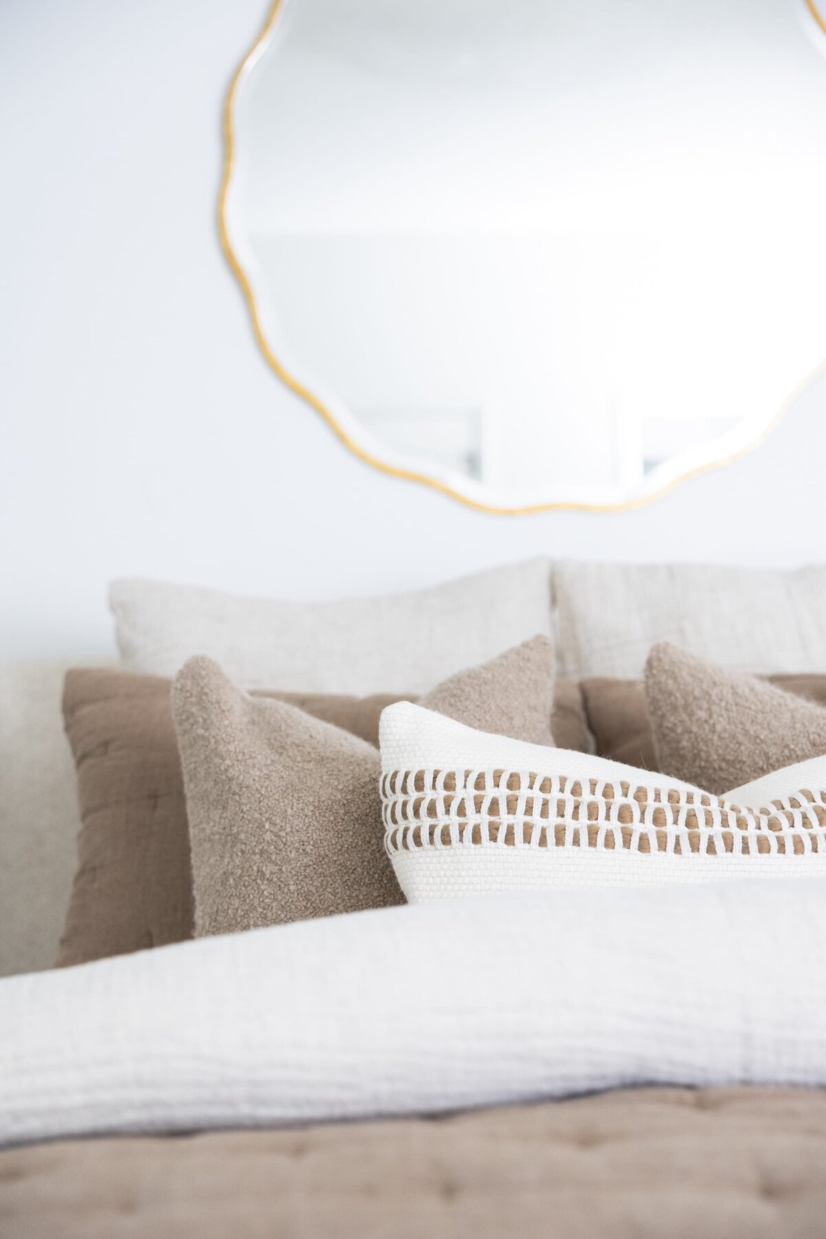 dewine design orlando interior designer belle isle bedroom neutral pillows
