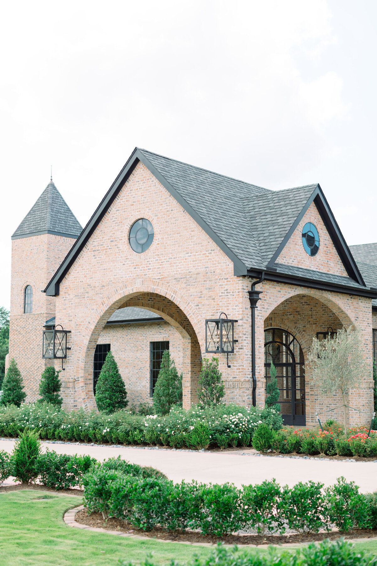 Summer-blush-iron-manor-houston-texas-wedding-13