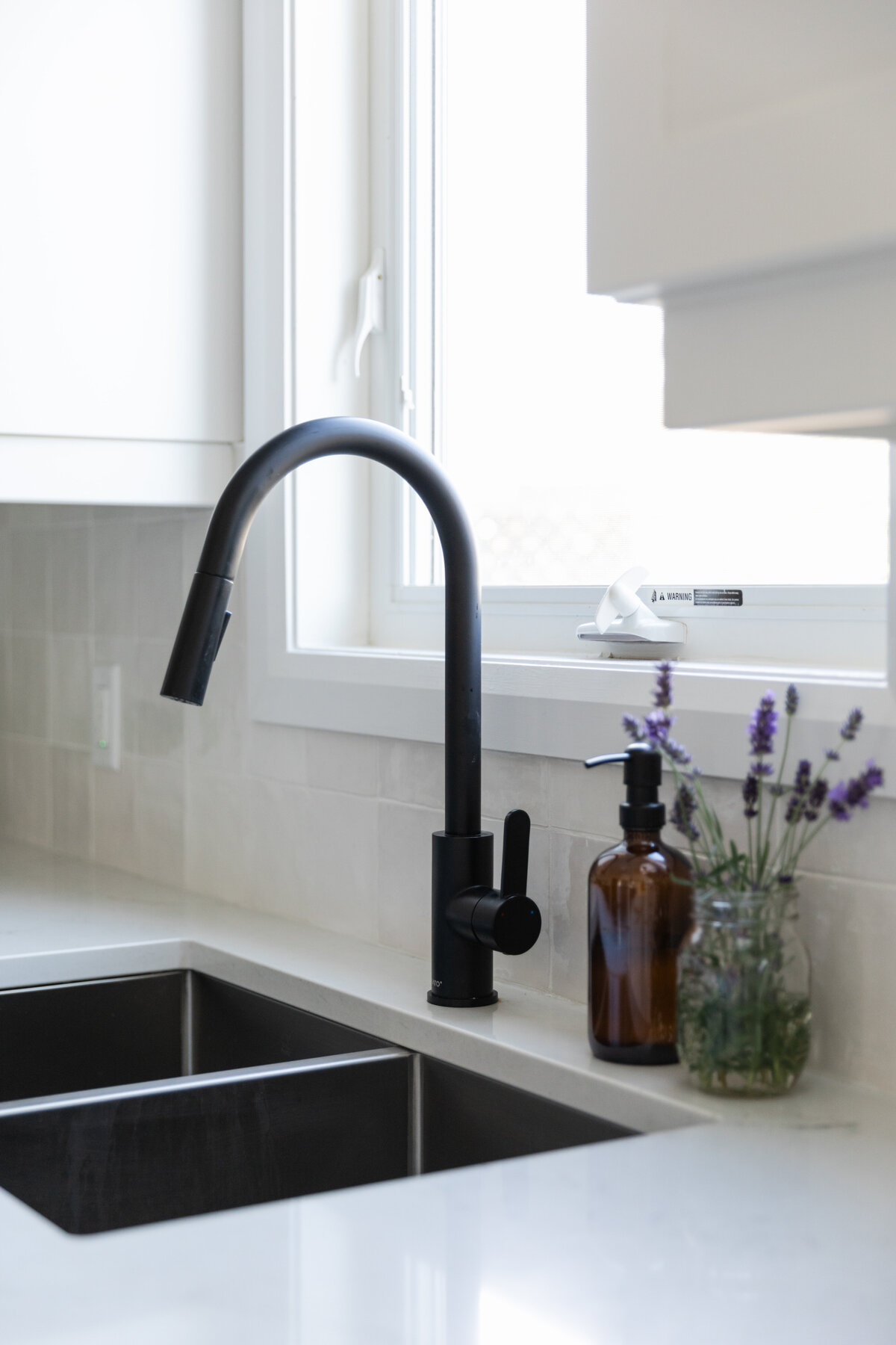 Fe + Luz Design - 136 Abaca Way-63