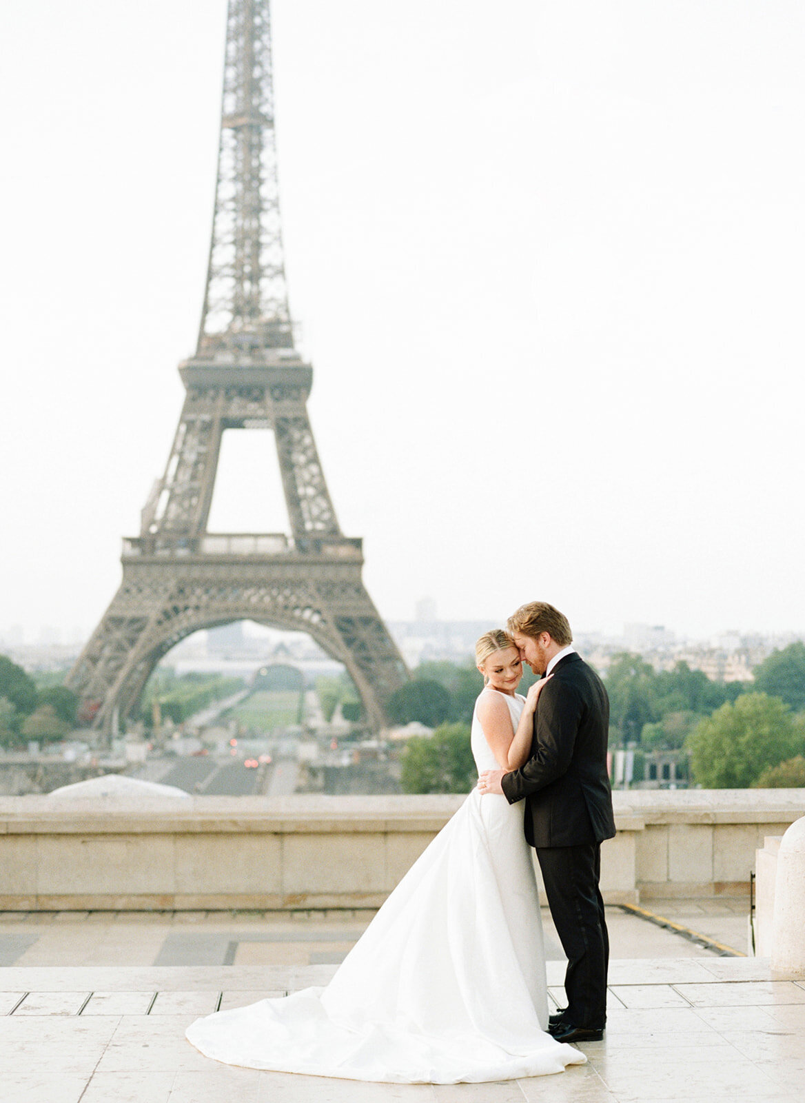 Herndon_Banks_Wedding_Paris_France_TaraHodgesPhotography036