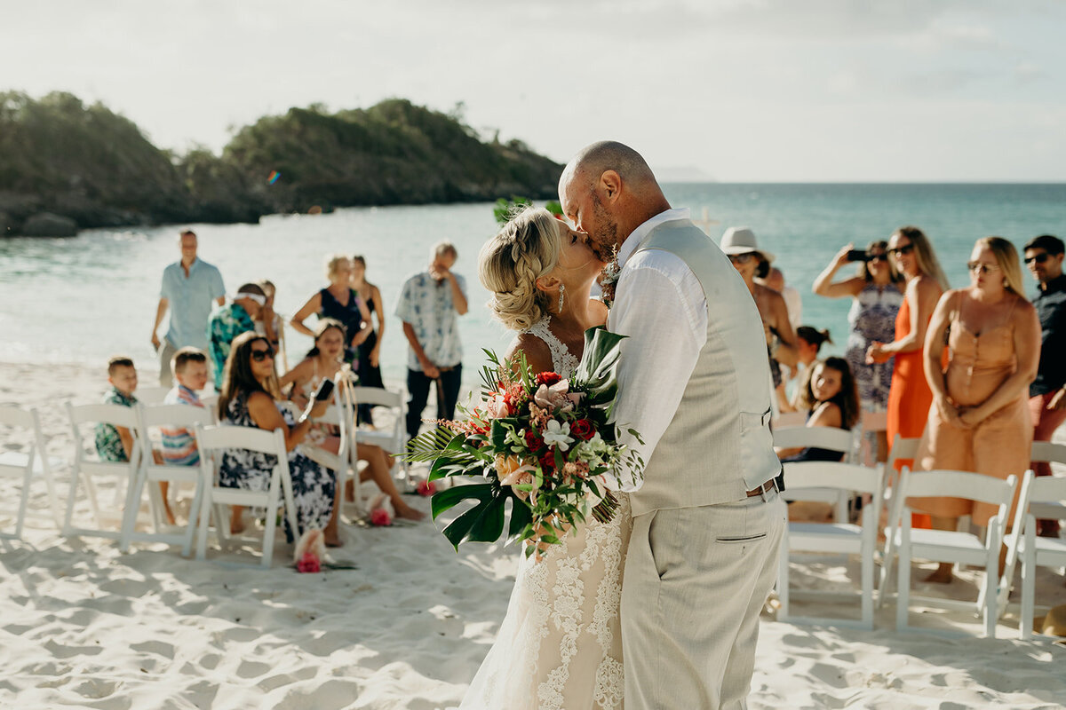 Danny&Carey_ceremony_MeredithZimmermanPhotography-144_websize