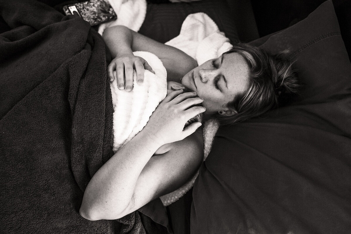 BestMichiganBirthPhotographer-56