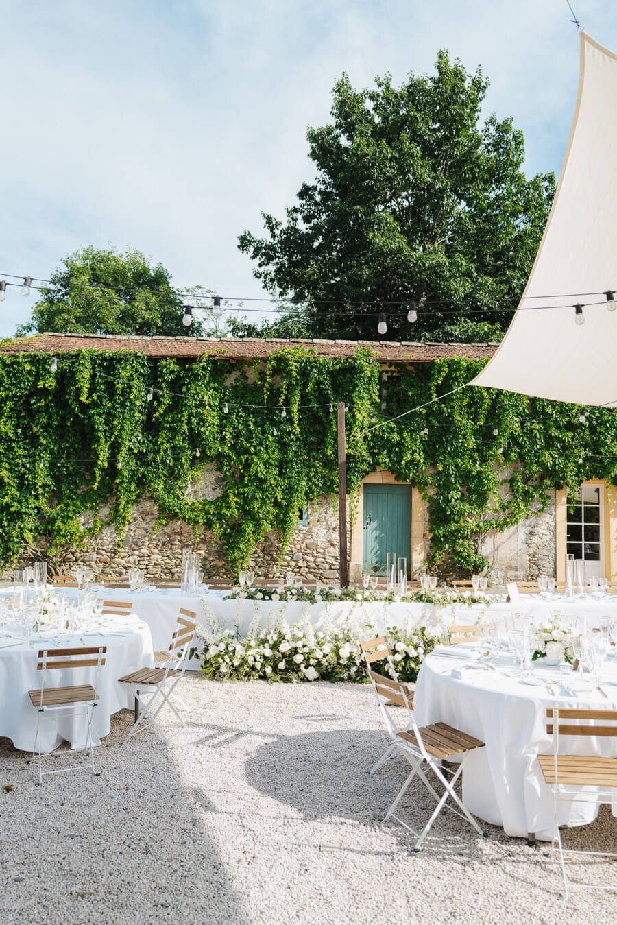 wedding - luxury - flowers -florist - chateau - floristry - florals -30