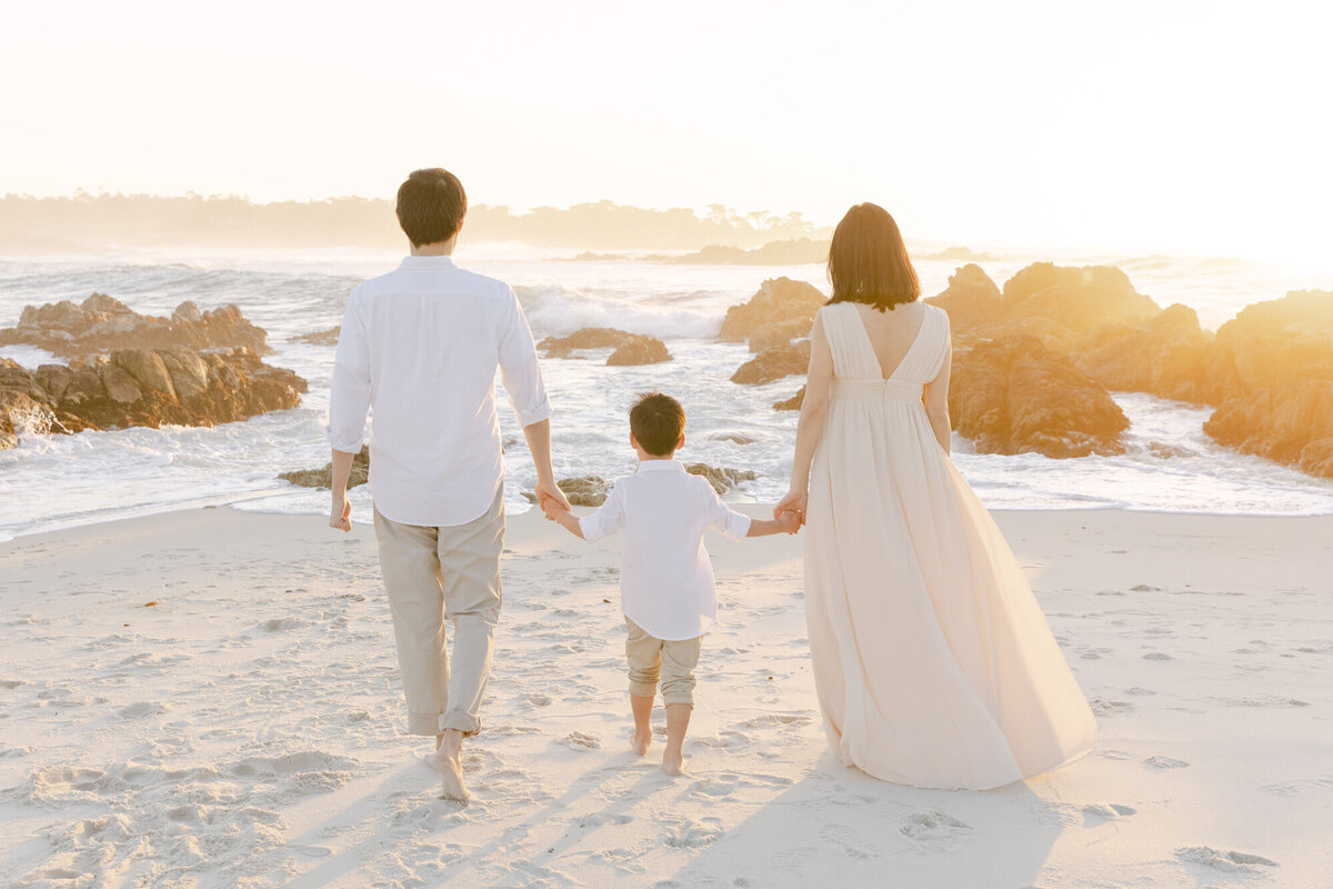 PERRUCCIPHOTO_PEBBLE_BEACH_FAMILY_MATERNITY_SESSION_76