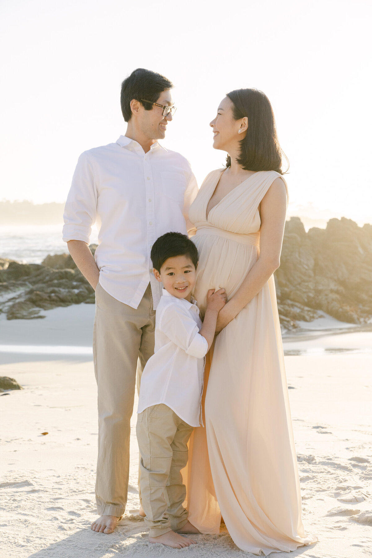 PERRUCCIPHOTO_PEBBLE_BEACH_FAMILY_MATERNITY_SESSION_6