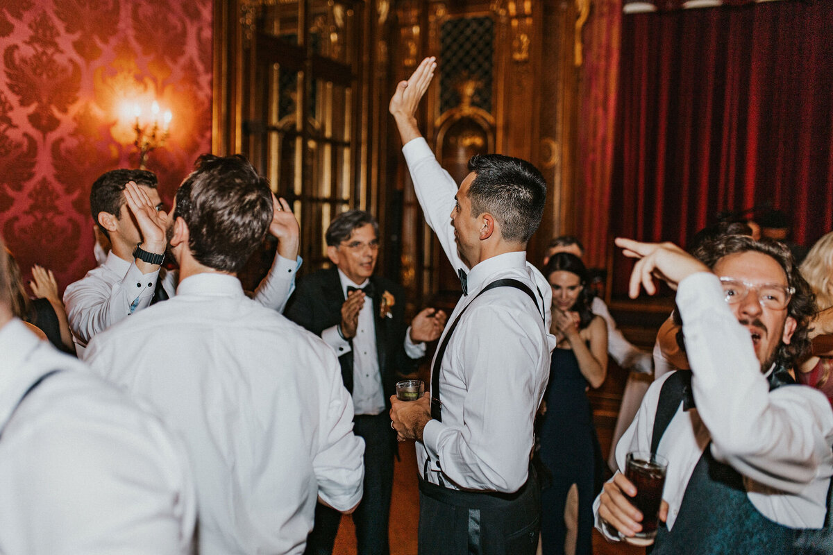 WELLING-FLORES.Wedding.EngineersClub-rcptn-279