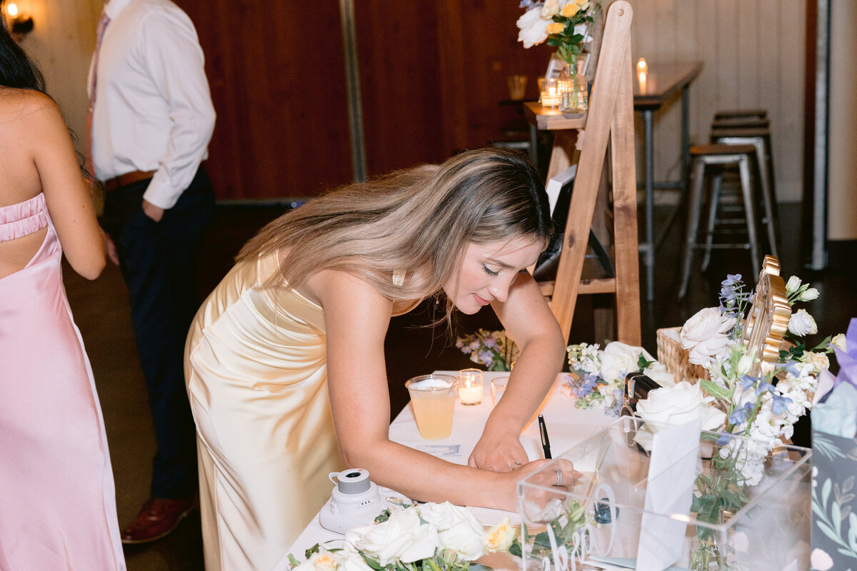 VictoriaAndrewsWedding_1909