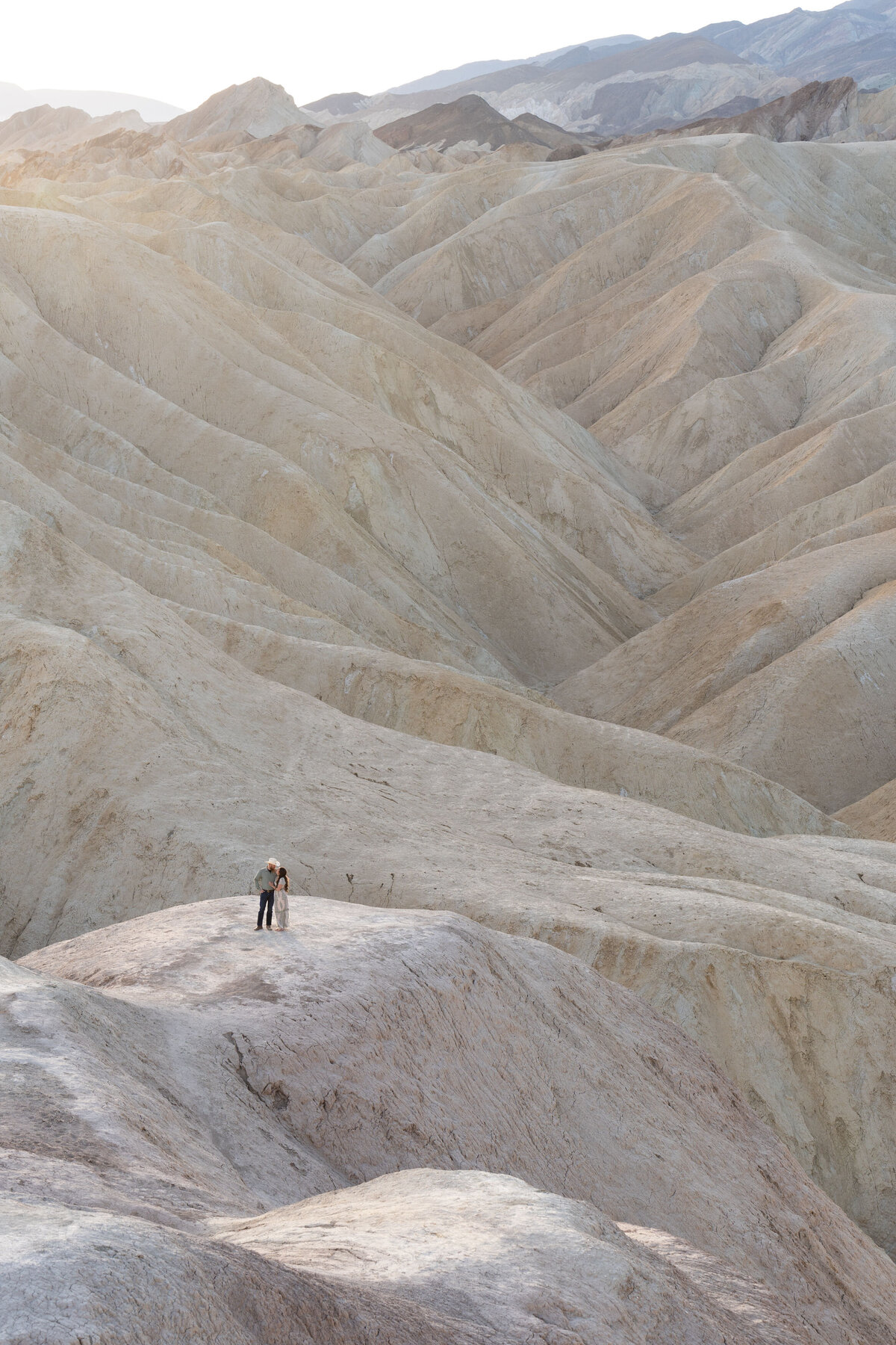 Death-Valley-National-Park-Maternity-Session-11