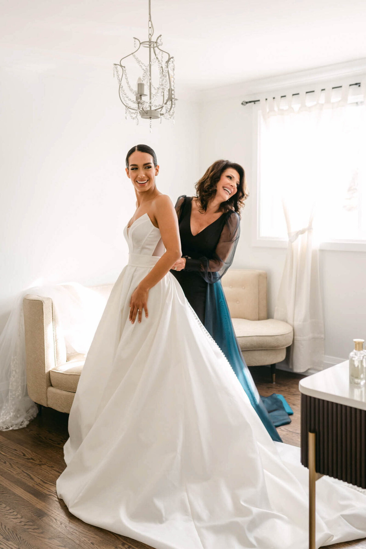 515-Storys-Building-Toronto-Canada-Raquel-Matthew-Wedding-6