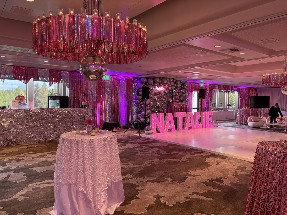 marquee letters and balloons for corporate event in Seattle