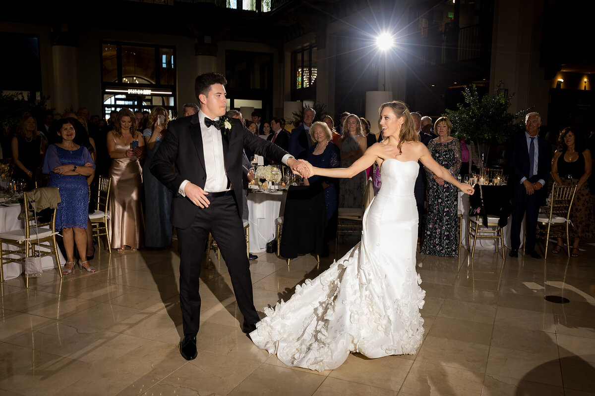 Ed and Aileen Photography Chicago Illinois Digital Film Wedding Engagement Photographers Destination Union Station Nashville48