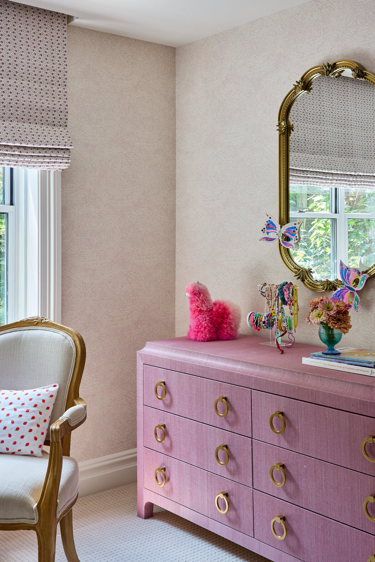 025_Ella and Julia's Room