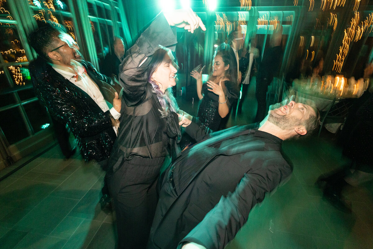 Rochester Hills wedding reception by Savvy Shoots Photography