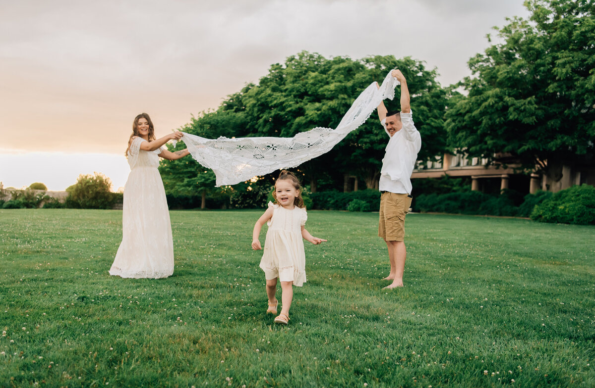 Sharon Leger Photography | Canton CT Family and Newborn Photographer-6
