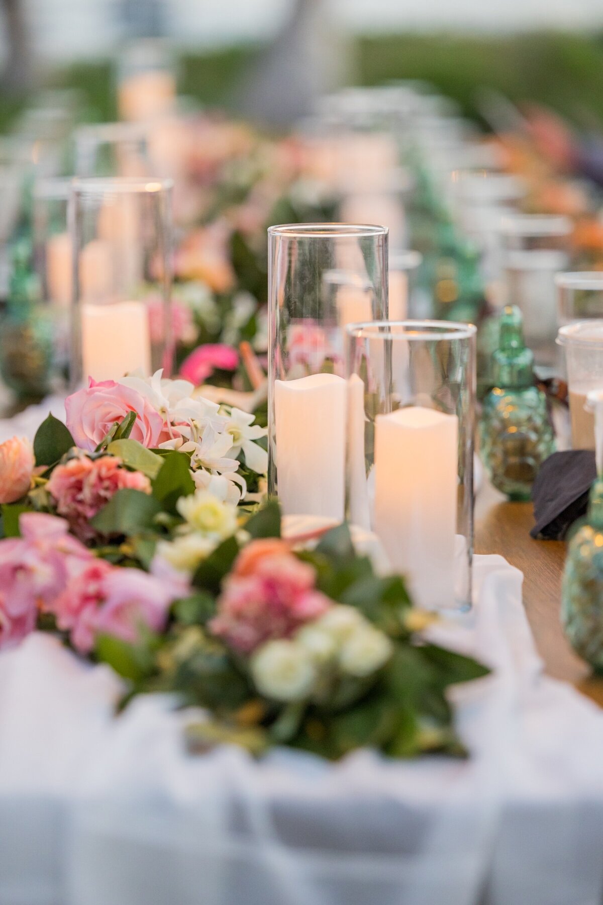 Maui wedding photography detail shots of table decor