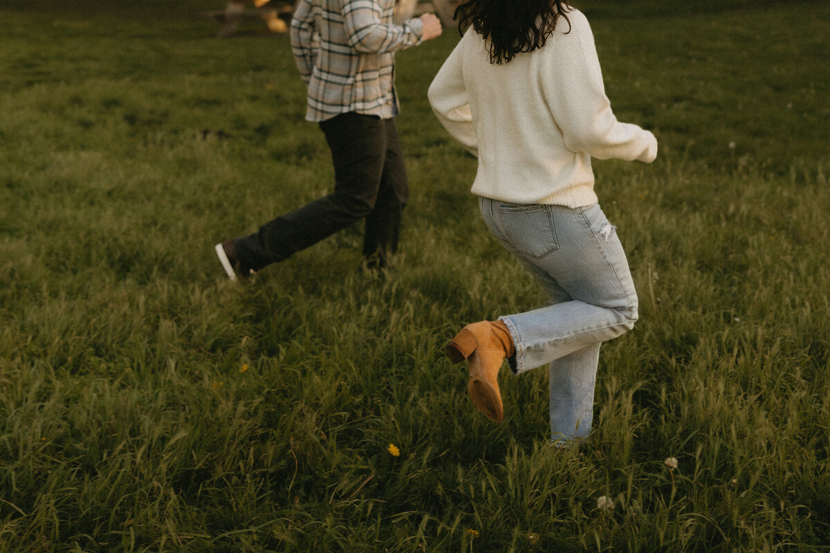 Engagement-Session-PNW-Deception-Pass-Rosario-Beach-Washington-Couples-Photographer-Tessa-Marie-Collective