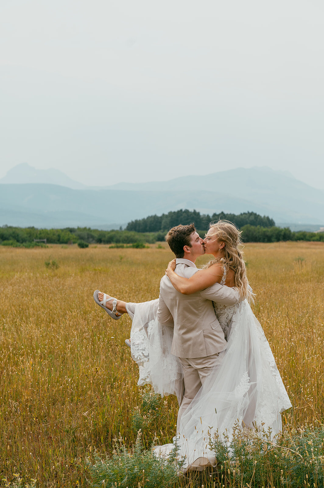 presley-gray-photo-Montana-ranch-elopement-6015