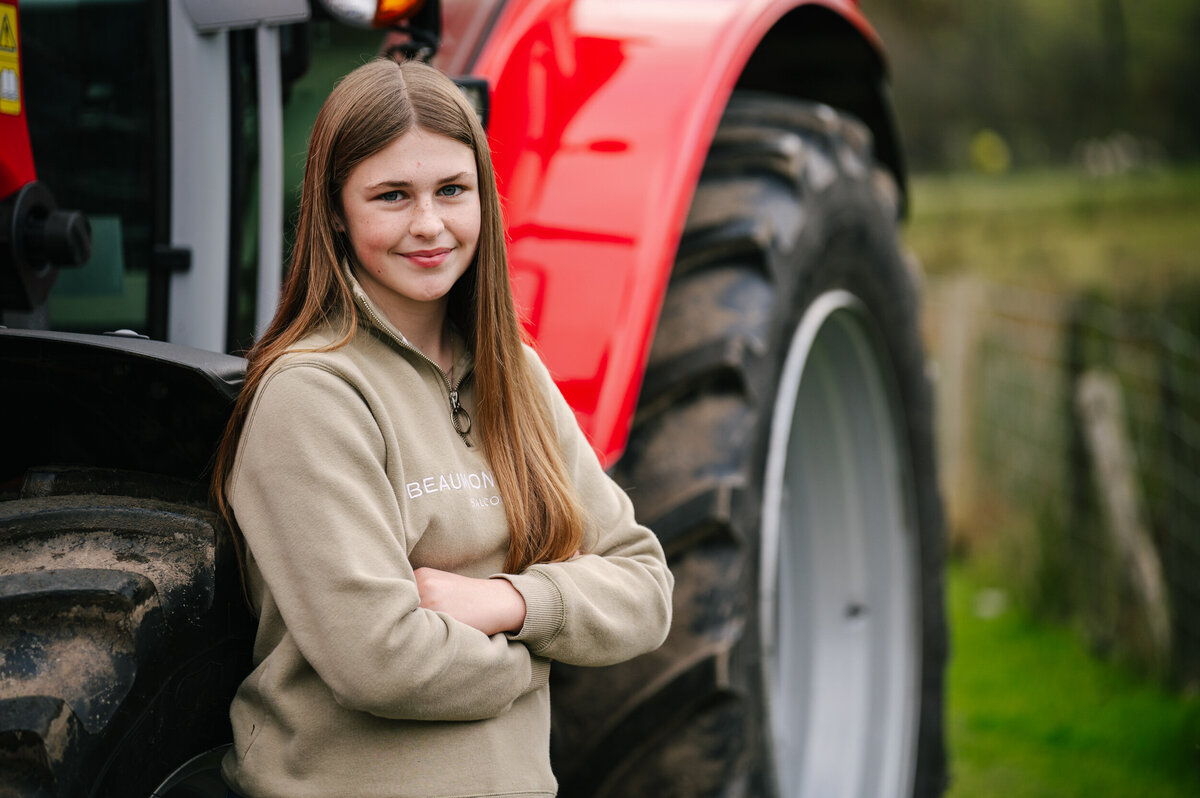 Porter family photos on the farm-158