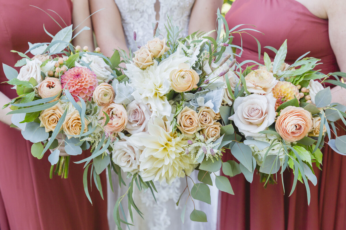Boho Wedding Bouquets Birchwood Vinyards