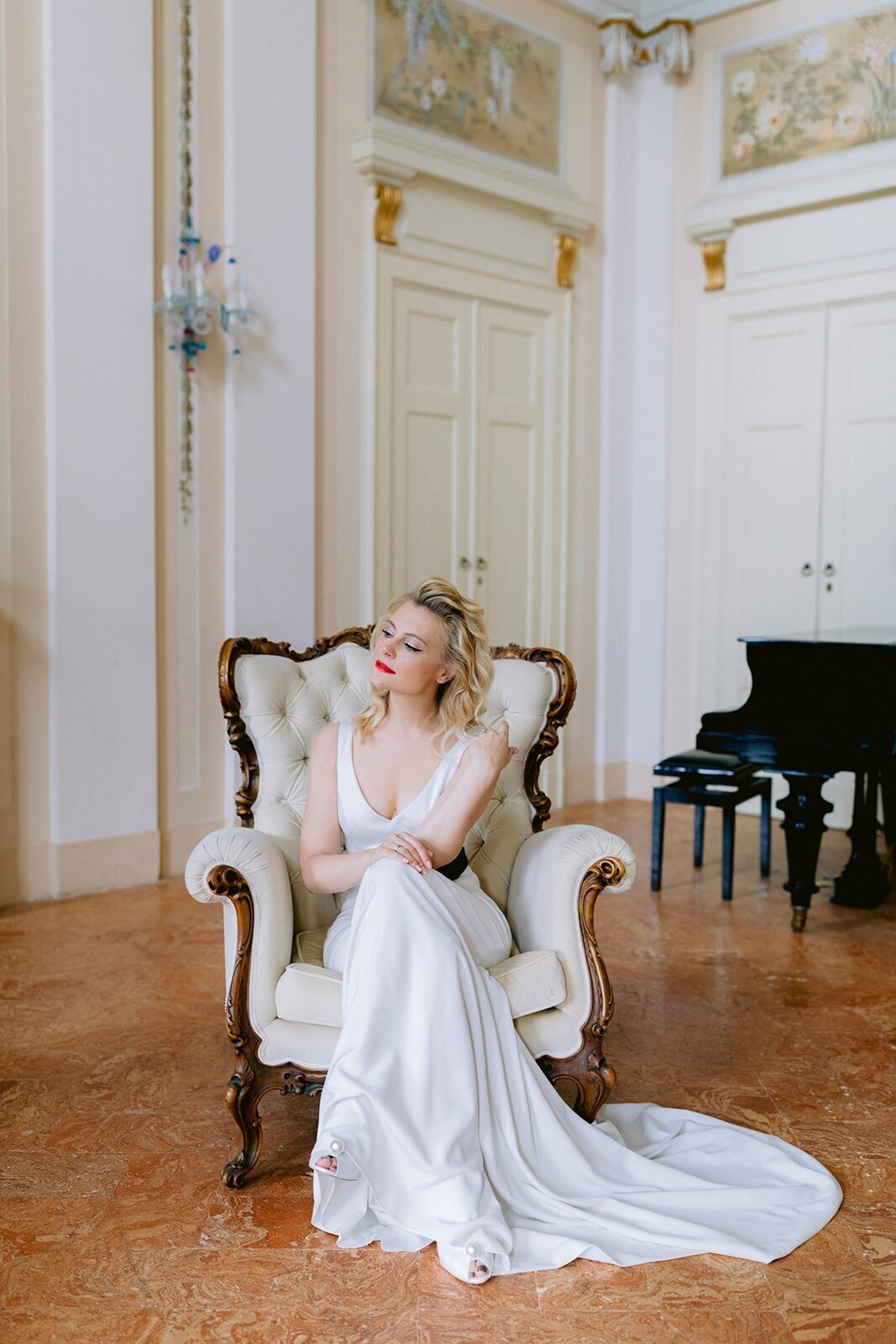 Lake-Como-Wedding-Italy-Larisa-Shorina-Photography-Luxury-Elegant-Destination-Weddings-44