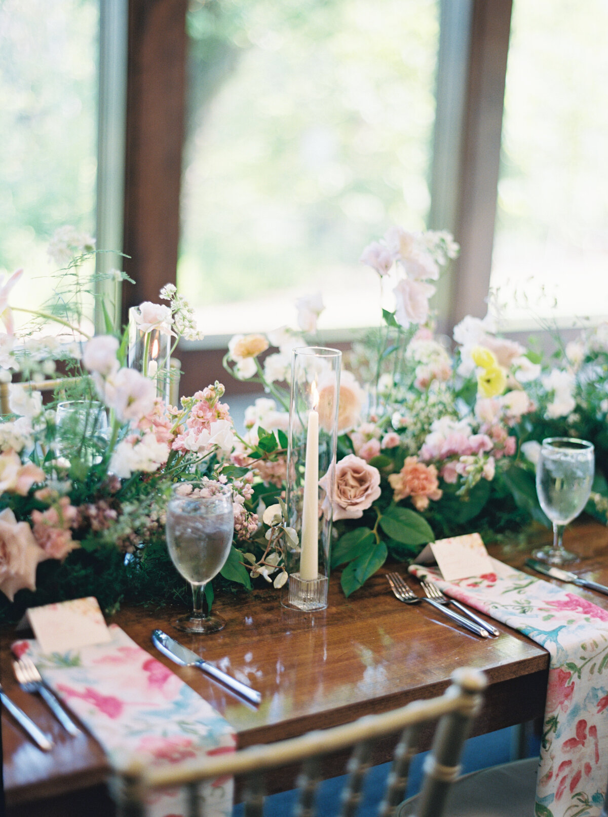 Sarah Rae Floral Designs Wedding Event Florist Flowers Kentucky Chic Whimsical Romantic Weddings18