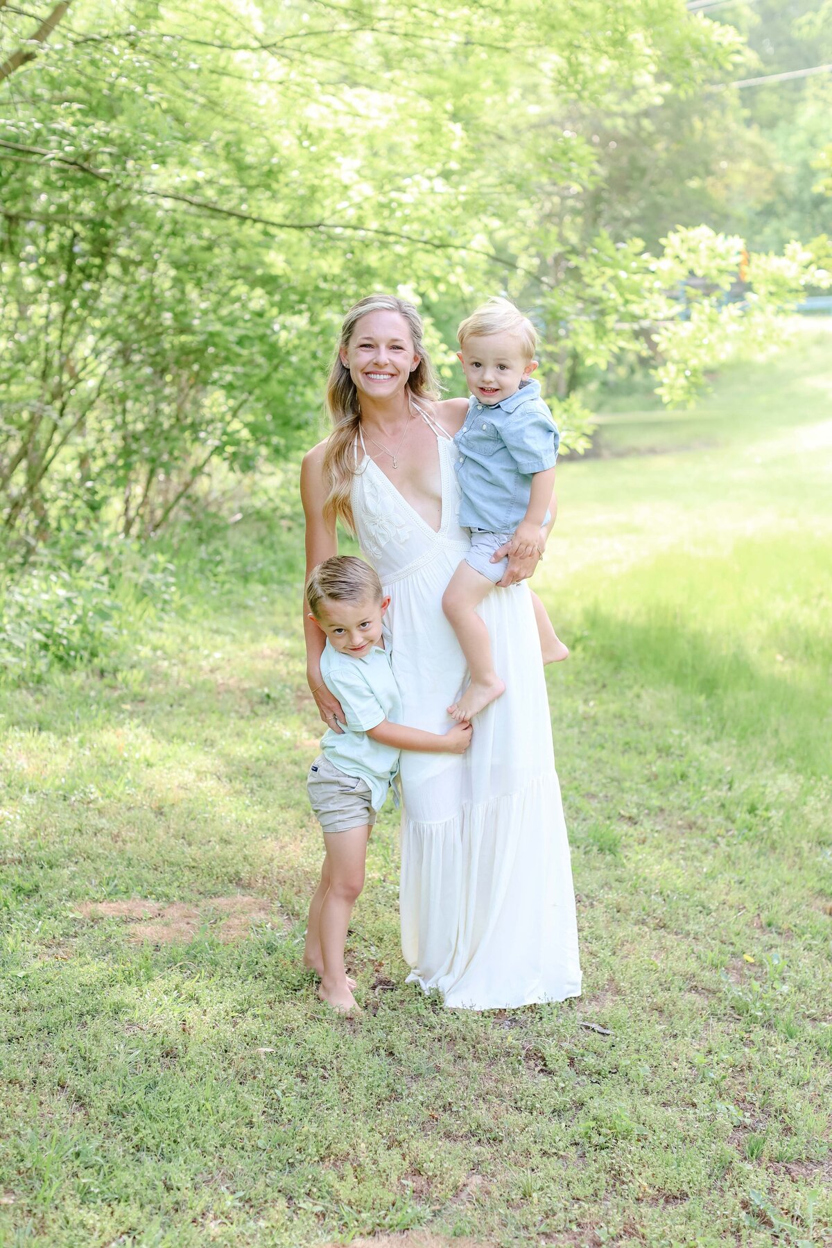 Greenville-SC-Family-Spring-Mini-Session-Magnolia-and-Grace-Photography-Co-MeganP19