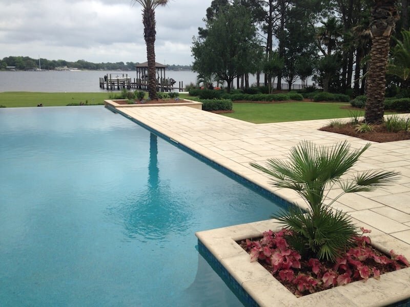 hardscape_pool_holt