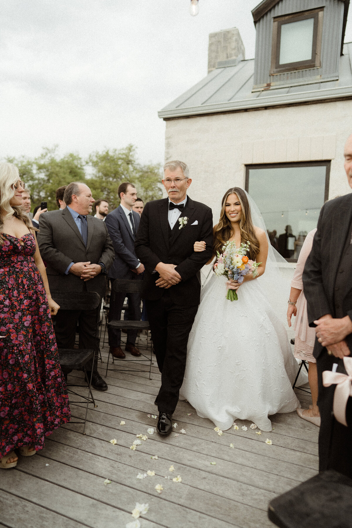 C&R_WED-570