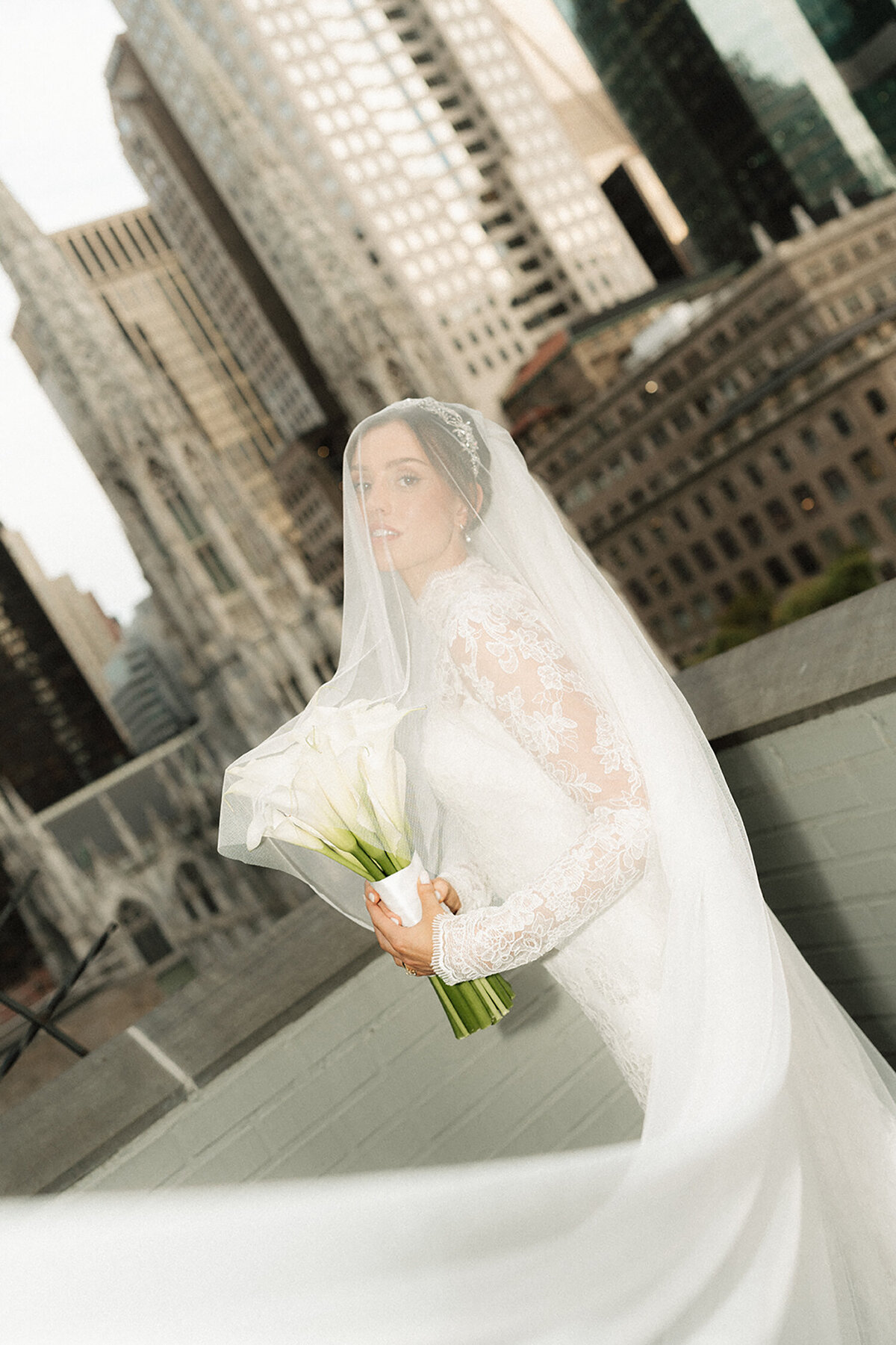 elegant-manhattan-fall-wedding-randirobertsphoto-80