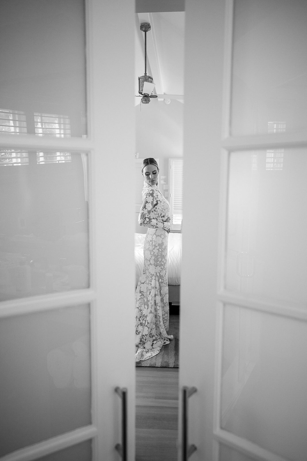 Napa-Carneros-resort-wedding-photography-wedding-classic-blackandwhite-churchwedding-wedding-thedejaureguis-016