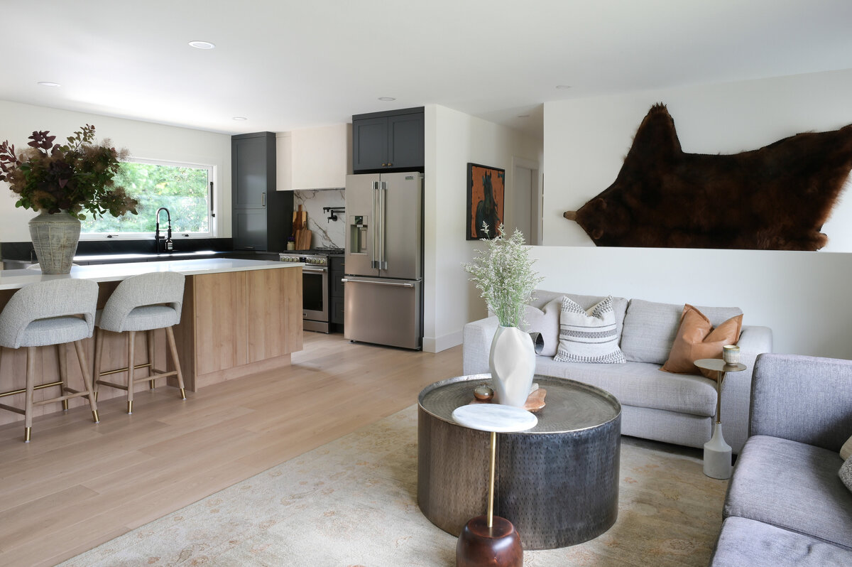 4 - Laura_Barnes_Home_Squamish_Tracey_Ayton_Photography_6112-Edit
