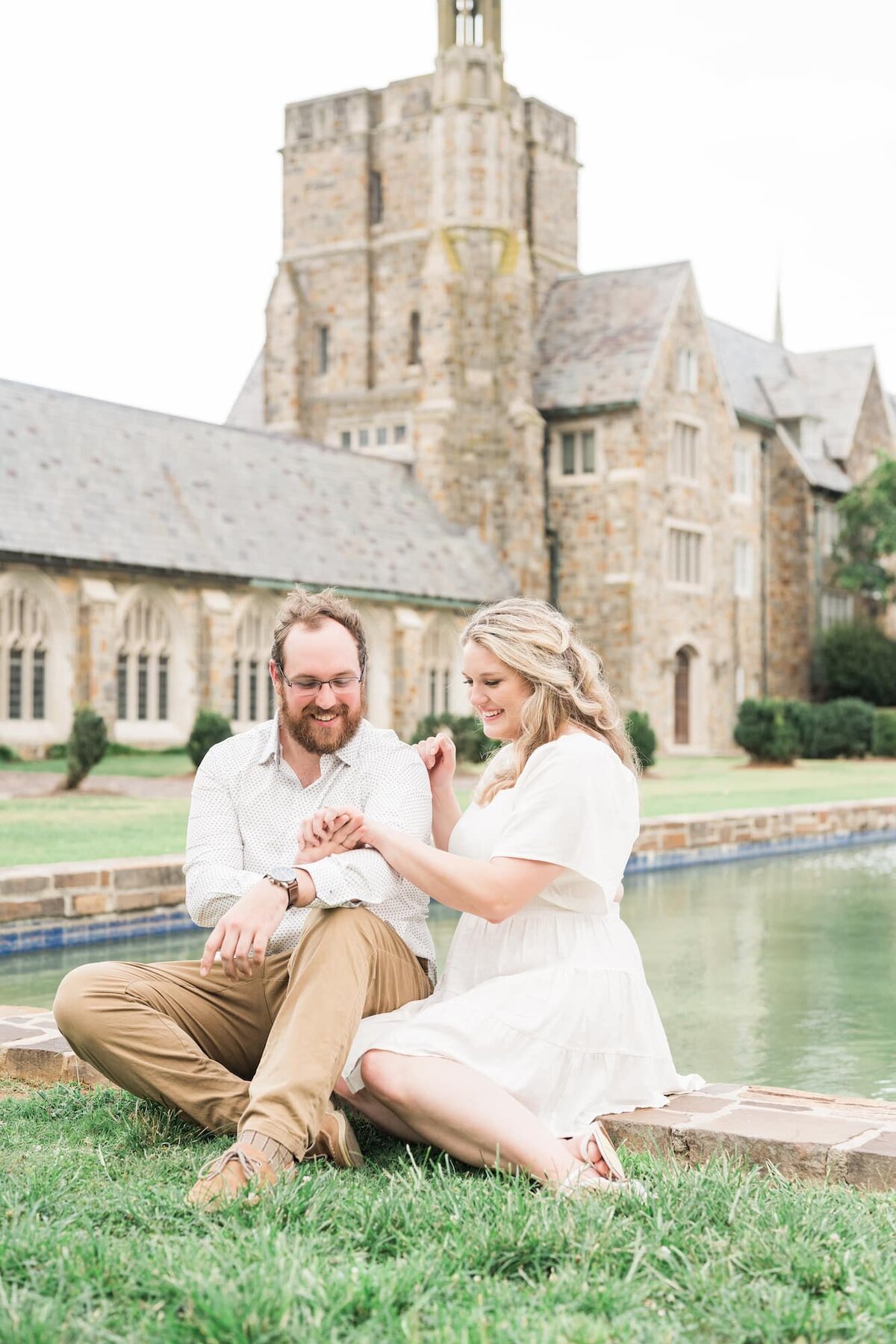 Elli-Row-Photography-Bery-College-Engagement_5121-2