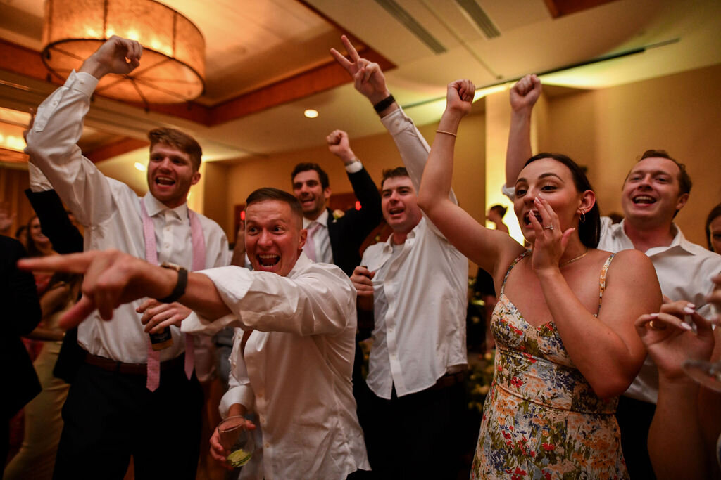 luvlens_weddings_2024_halleandmatt_FINGALLERY-1093