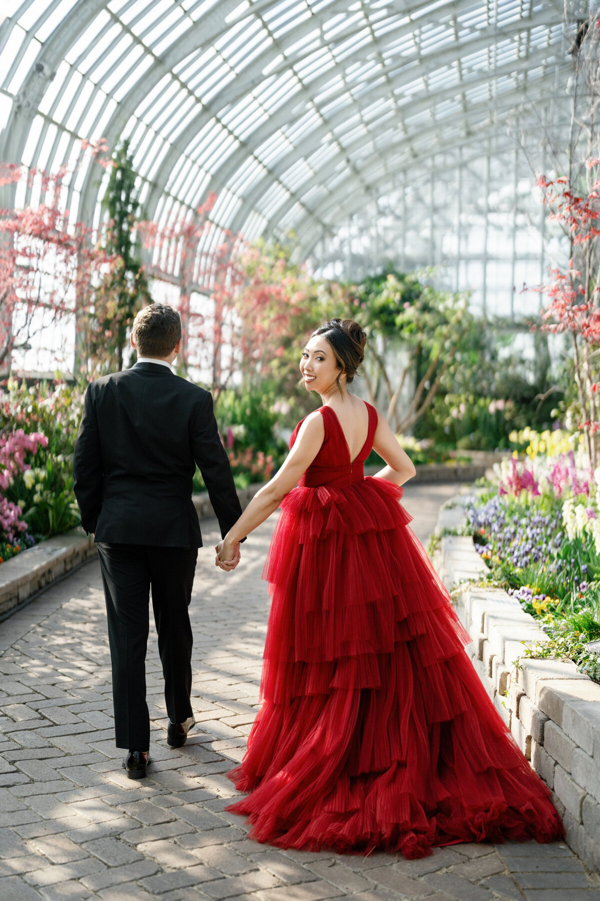 Aspen-Avenue-Chicago-Wedding-Photographer-Grace-and-Ivory-PressRoom-bryjeanartistry-Editorial-tamara-holden-Garfield-Park-Conservatory-ECBG-Cake-FAV-45