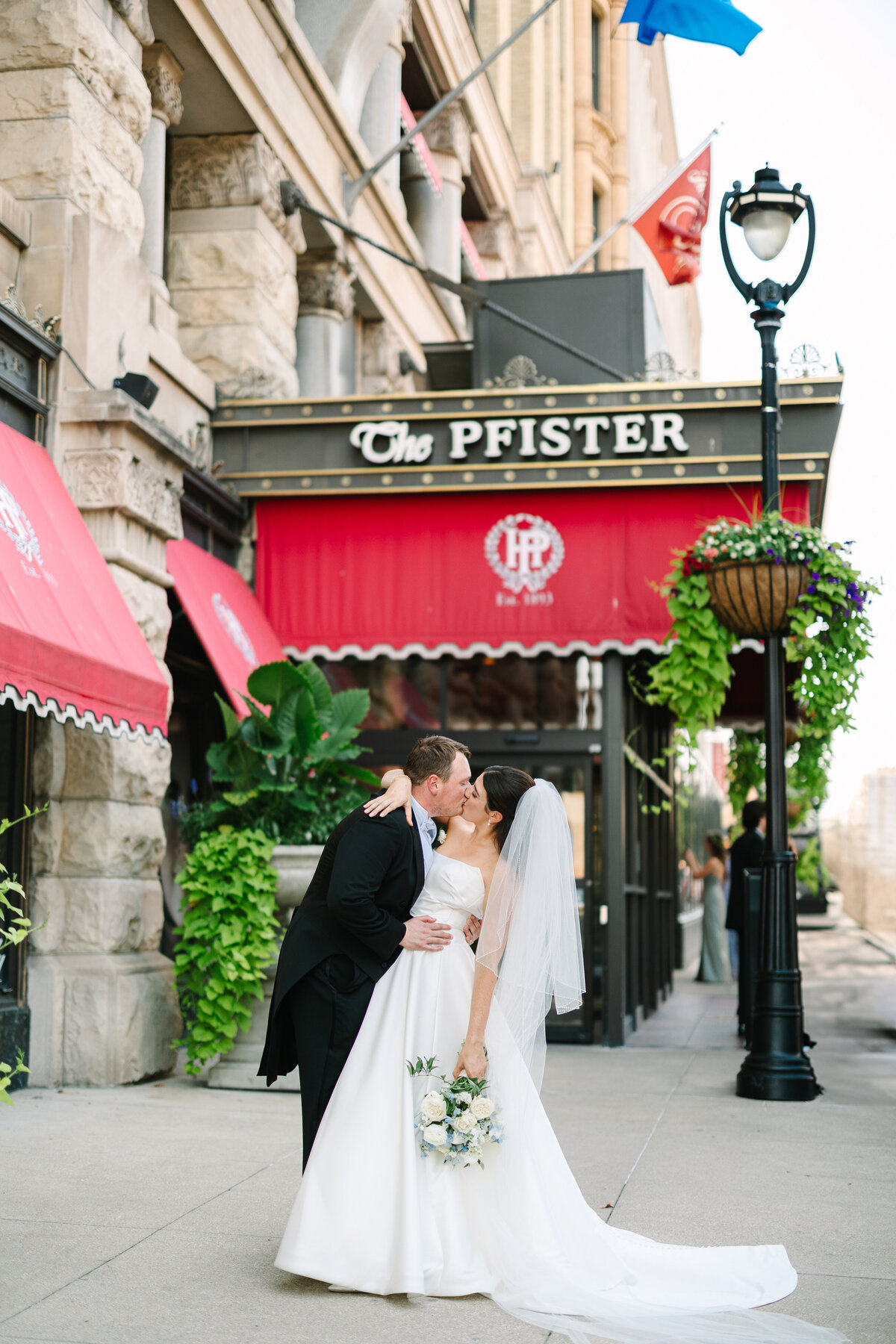 Chicago Luxury Wedding Photographer Lainie Arnold-43