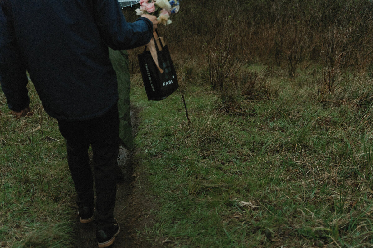 elopement oregon cliff - lizarrietaphotography-119