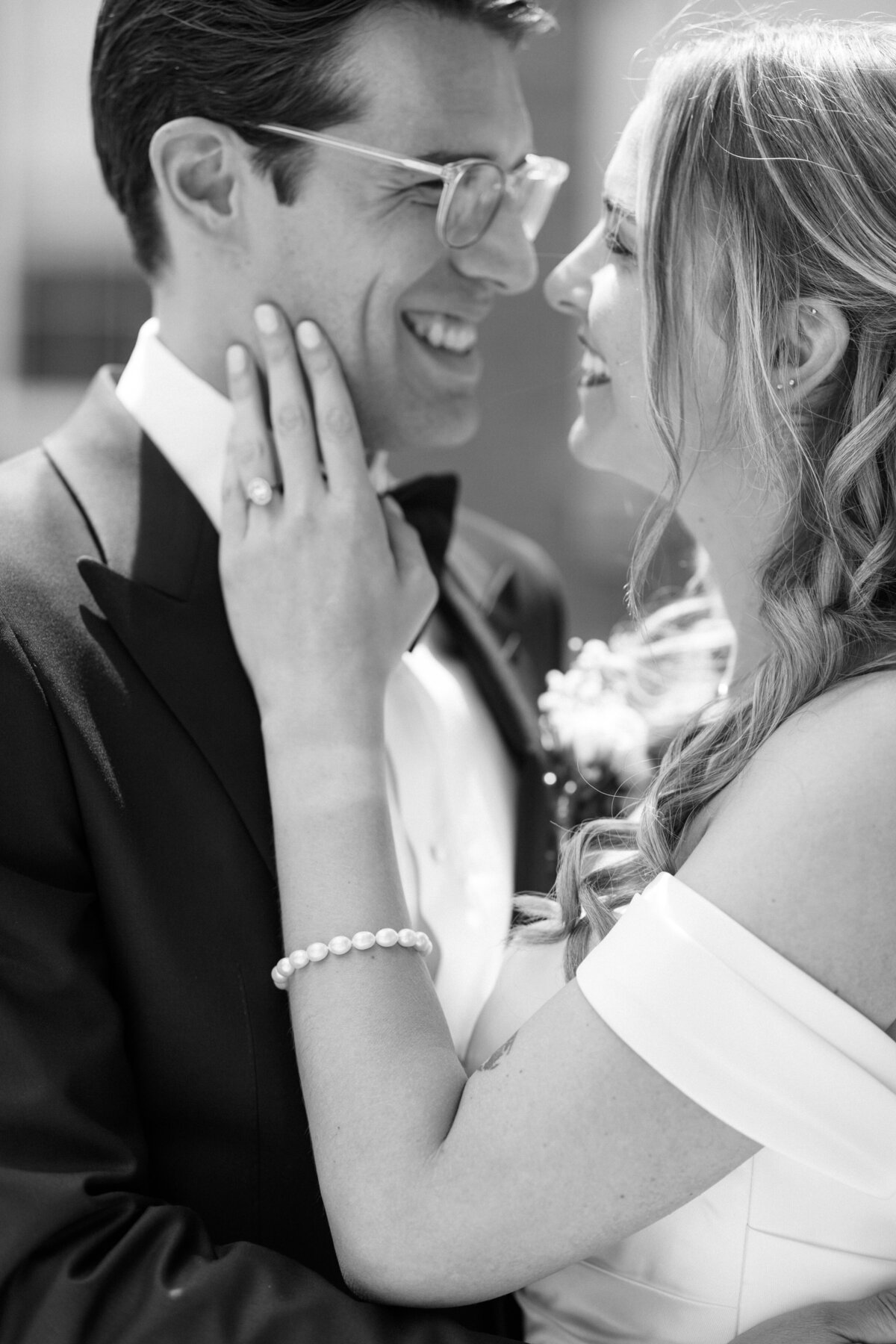 ChantelleRyan-Wedding-BW-115