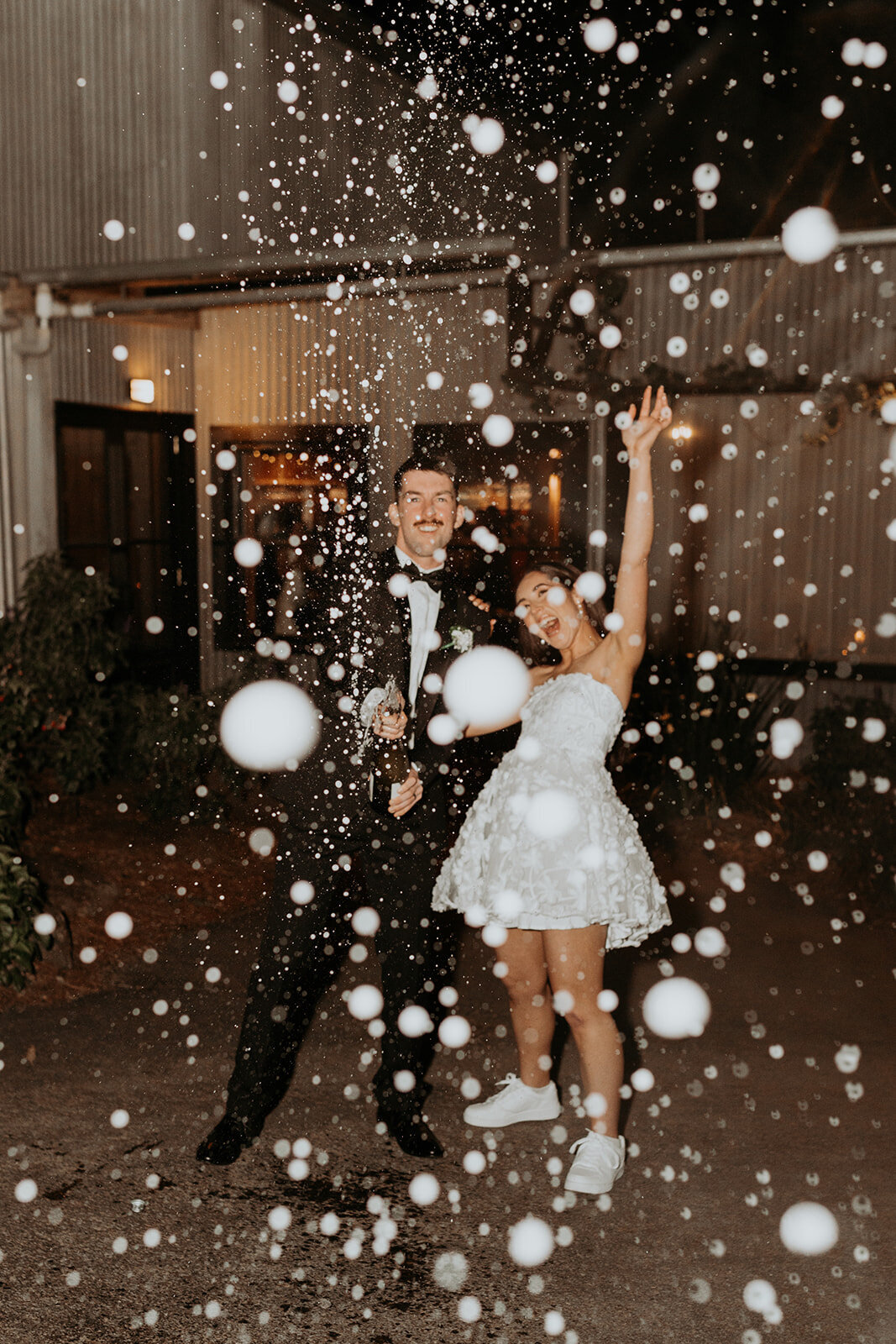 Sneak peeks (105 of 108)