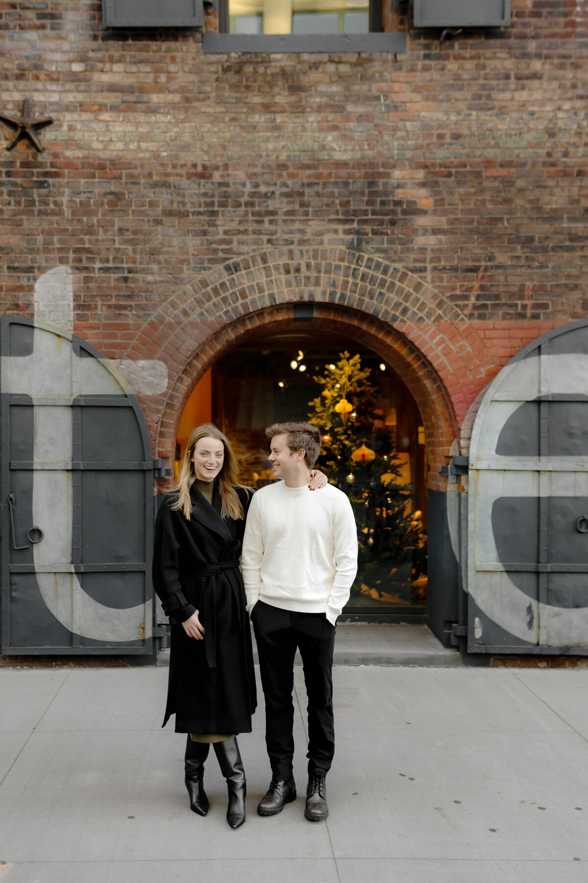 Brooklyn Bridge Engagement Photos 39